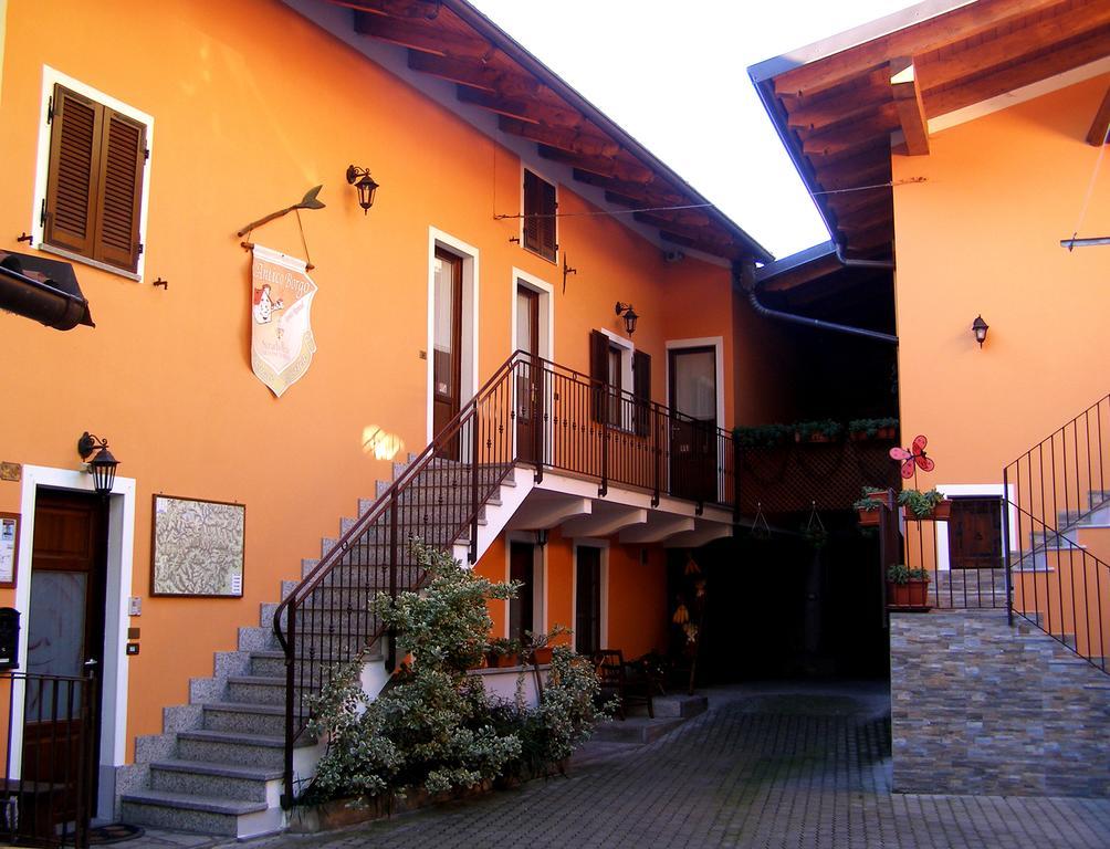 L'Antico Borgo Rooms Rental Caprie Екстериор снимка