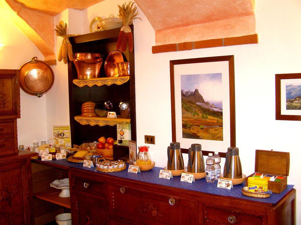 L'Antico Borgo Rooms Rental Caprie Екстериор снимка