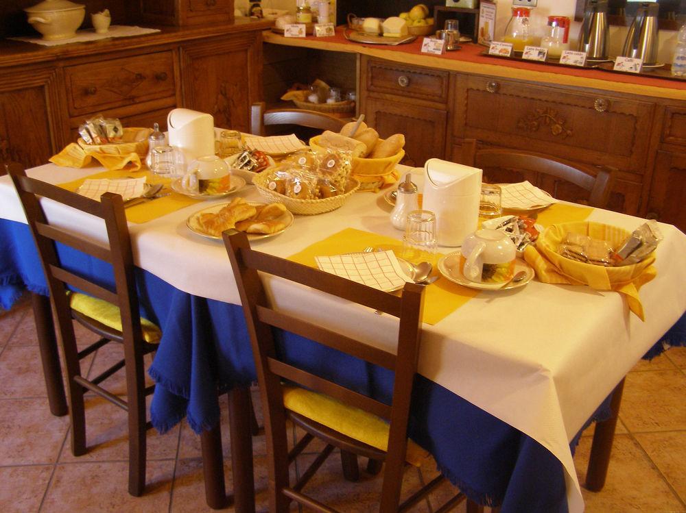 L'Antico Borgo Rooms Rental Caprie Екстериор снимка