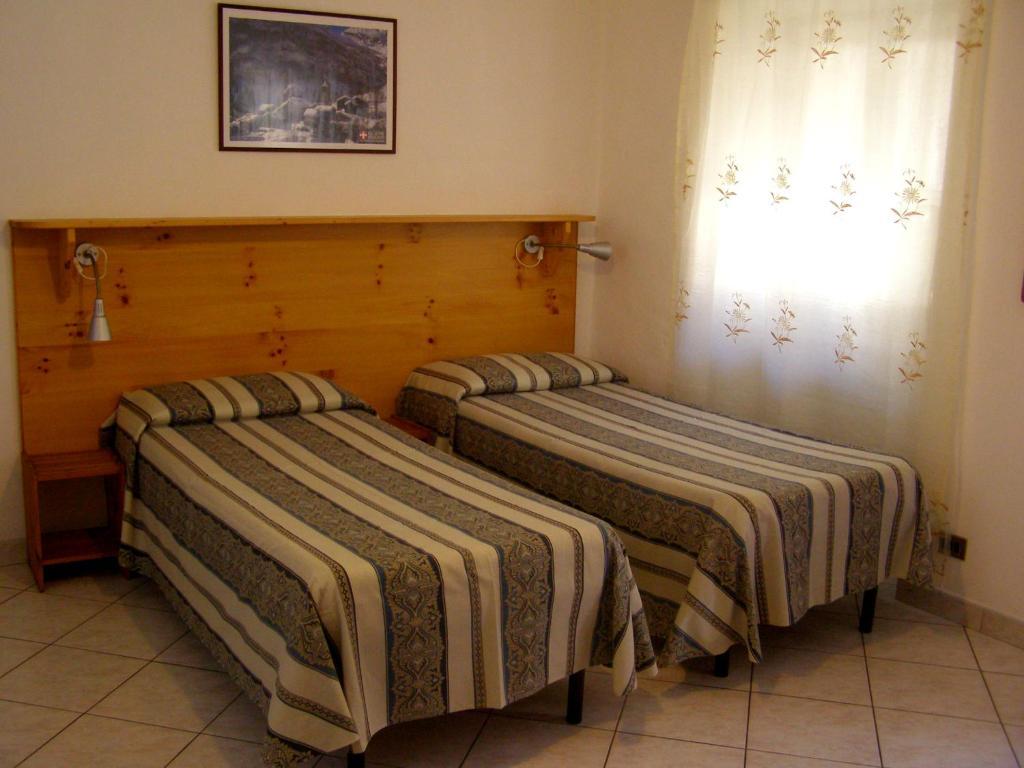 L'Antico Borgo Rooms Rental Caprie Стая снимка